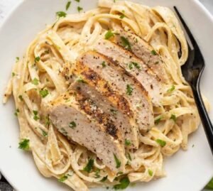 Chicken Alfredo 300x269 Chicken Alfredo 300x269